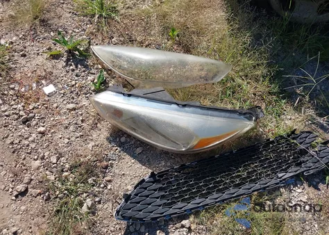 2015 Ford Focus Se из США, поврежденный, VIN 1FADP3F21FL325860